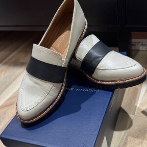 Adrienne Vittadini Cream and Black Flats